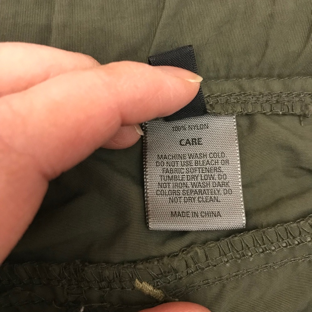 REI Men's Convertible Green Cargo Pants Size 38 - Picture 6 of 12
